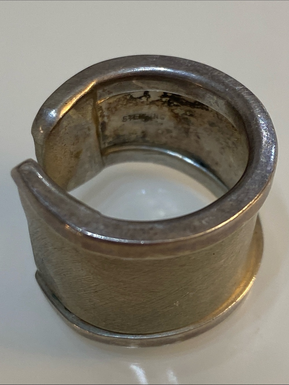 Sterling silver solid ring - Picture 4 of 5